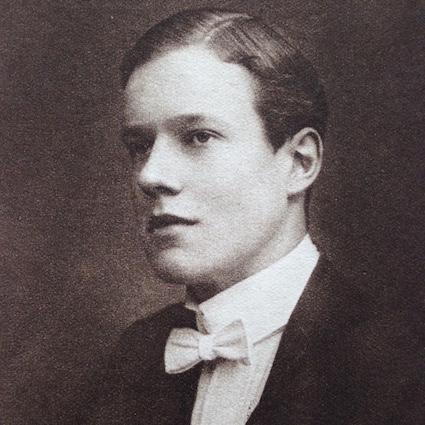 Yvo Charteris